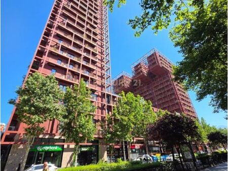 🚗 2 Posti Auto in Vendita – Tirana Garden Building