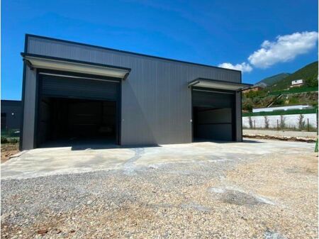 Magazzino multifunzionale in affitto vicino a Fundjave Ndryshe, Tufine