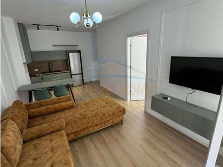 Jap me Qera, Apartament 1+1, Unaza e Re.
