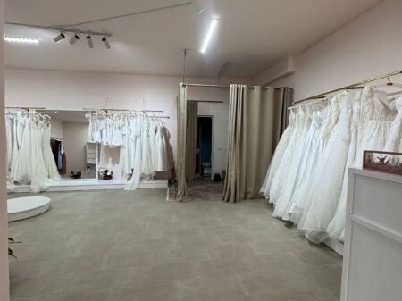 NEGOZIO IN AFFITTO 95M2 FRESK  