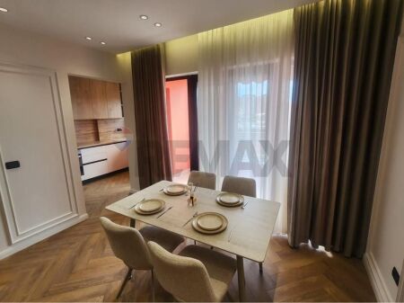 Apartament - Për Shitje - Rruga e Kavajës, Tiranë