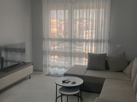 Qera, Apartament 2+1+2+Post Parkim, Materniteti i Ri
