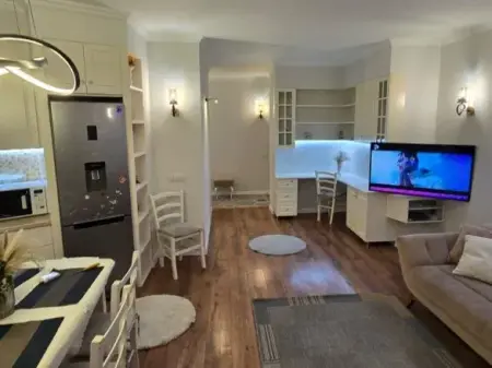 Qera | Apartament 3 + 1 +2 | Rruga Rrapo Hekali | 1000 €/muaj
