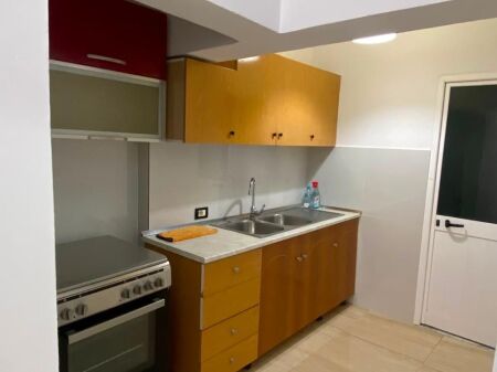 JEPET APARTAMENT ME QERA 1+1 TE VARRI I BAMIT