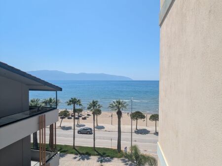 JEPET ME QIRA APARTAMENT 1+1 NE LUNGOMARE VLORE