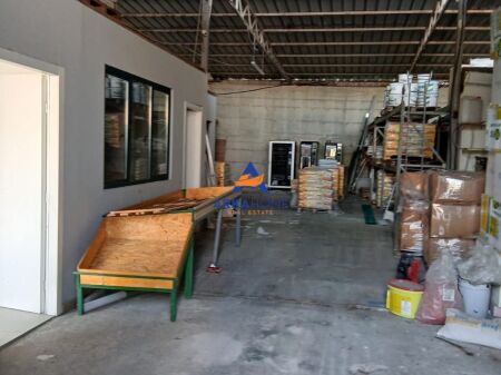 AFFITTASI MAGAZZINO 500M2+400M2 CORTILE "A YZBERISHT" 200.000 LEKE
