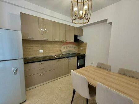 APARTAMENT 1+1 PER QIRA Rruga Jordan Misja
