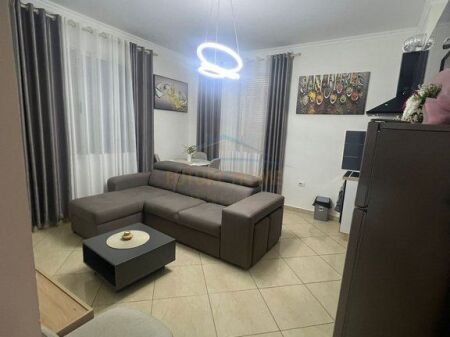 Qera, Apartament 1+1, Fresku, Tirane