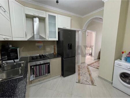 Apartament 2+1 - Për Qira - Bulevardi Migjeni, Tiranë