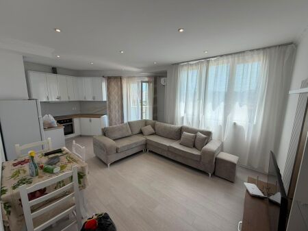  Jepet me qira apartament 1+1   Astir, Green City Çmimi: 450€/muaj
