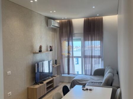 Affitto, Appartamento 2+1+balcone, Complesso Kadiu, Ali Demi, 55.000 Lek/Mese Trattabili