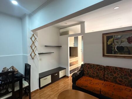 1+1,furnished at the Arab buildings Laprake,400 euros