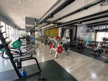 Commercial Space for Sale in Astir