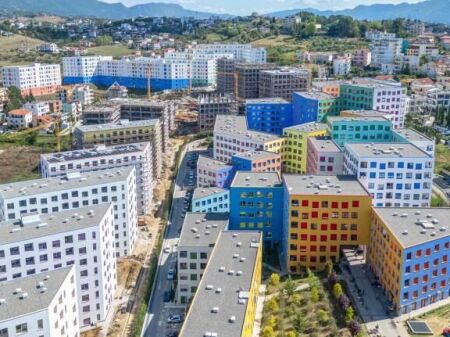  OKAZION PËR SHITJE – Apartament 2+1 te Rezidenca Kadiu, Ali Demi