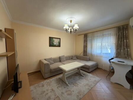 Apartment 1+1 for rent at Mine Peza Street.