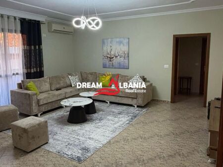 Jepet apartament 2+1+2+2 ballkone, me qera tek Myslym Shyri prane rruges Muhamet Gjollesha (ID 422155709)