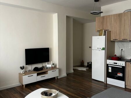 Apartment 1+1 for rent Pazari i Ri !