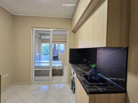 Garsoniere Me Qera tek 21 Dhjetori (ID BG179) Tirane