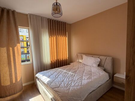 Jepet Me Qera Apartament 2+1+1 Ballkon