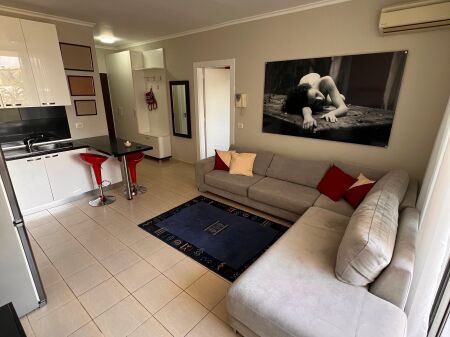 Affittasi super appartamento 1+1 con parcheggio al lago Secco
