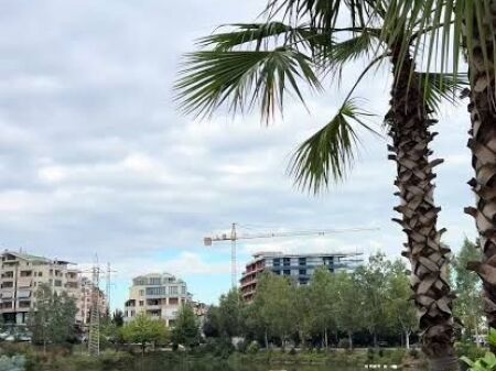  Shitet Apartament 2+1+2 – Liqeni i Thatë