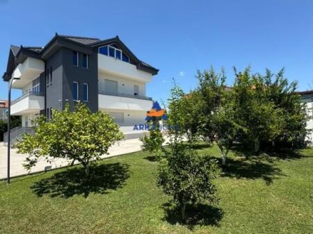 VILLA IN AFFITTO 220M2 "LAKNAS" 2000 EURO