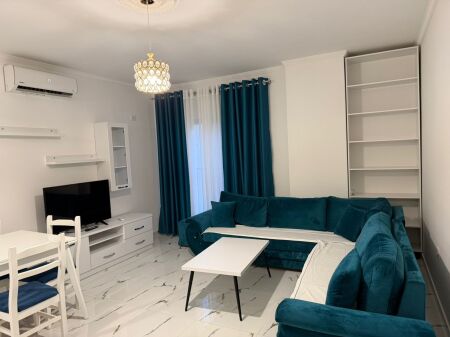 Jepet me qera Apartament 1+1 ne Astir prane Viles L