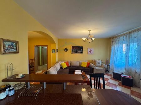 For sale, Apartment 2+1+2, Kosovareve Street, Tirana