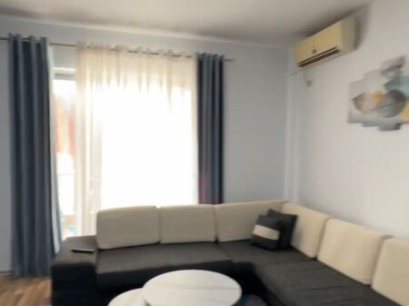 Appartamento 1+1 in vendita a Kamez!