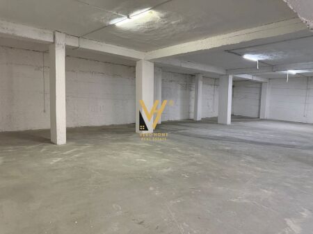 MAGAZZINO 480 M2 IN AFFITTO ALLA FABBRICA DI TRATTORI 200.000 LEKE