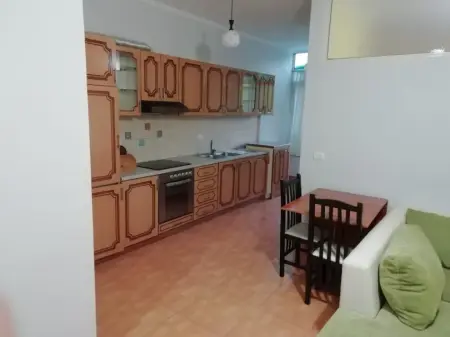 Rent | Vilë 1 + 1 | Qyteti Studenti| 350 €/month
