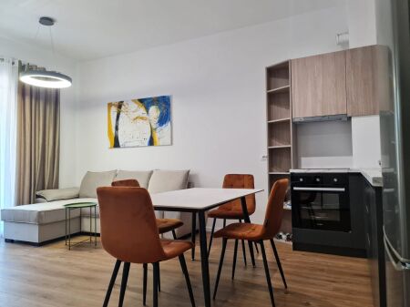 Apartament 1+1 per qira Kompleksi Mangalem