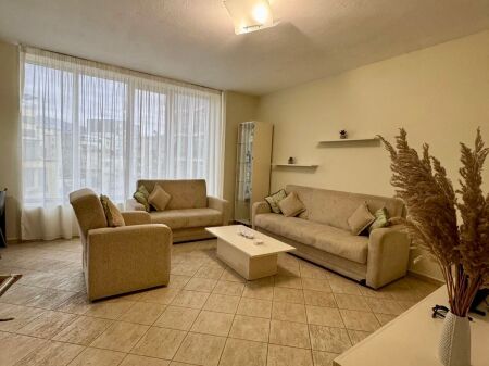  QERA Apartament 1+1  Ish Tregu Elektrik, Prane Bar Britaniku 