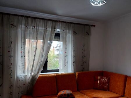 Qera | Apartament 1 + 1 | Rruga e Elbasanit | 500 €/muaj