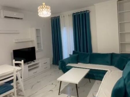  Jepet me Qera Apartament 1+1 ne Astir me Cmimin 450 mije leke