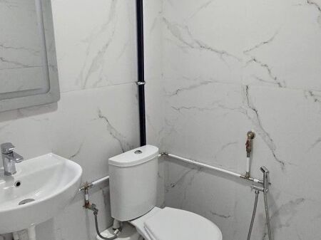  SHITET 70,000€ – DYQAN PRANË KOMUNËS SË PARISIT 