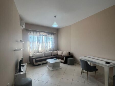 Apartament 1+1 me qira Hotel Marinaj