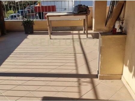 Apartament 2+1 për Qira në Kombinat!