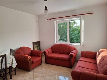 2+1, partially furnished, berryl, 450 thousand lek