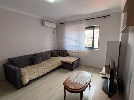 Qera, Apartament 1+1, Myslym Shyri, Tiranë.