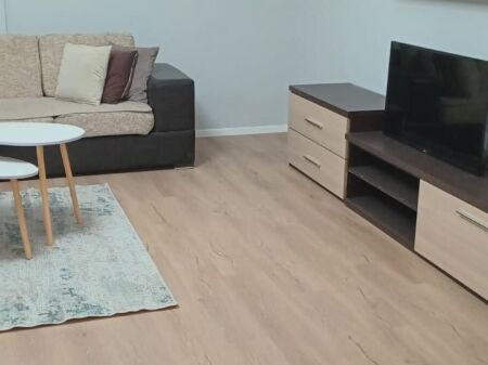 Jepet me Qera Apartament 2+1 në Laprakë 600 Mije Leke