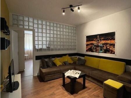 Xhamia e Tabakëve, Apartament 1+1 me Qira