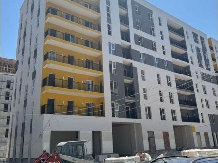  **APARTAMENT 2+1 PËR SHITJE – TIRANA BOULEVARD (BULEVARDI I RI)**