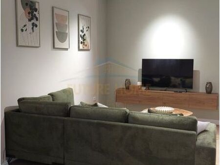 Affitto, Appartamento 1+1, Viale Zogu 1 900 €