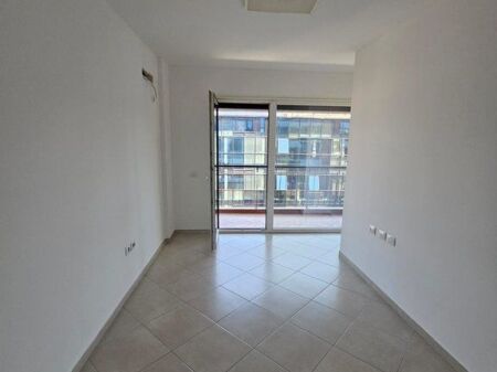 Apartment for rent for offices/work, opposite SPAK 650 € /Month