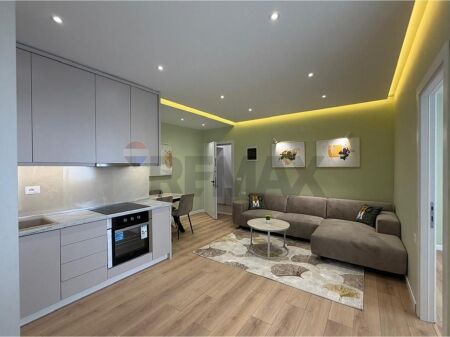 Apartament - Për Shitje - Myslym Shyri, Tiranë