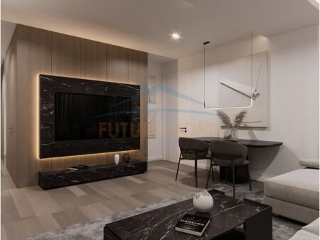 Shitet, Apartament 1+1, Komuna e Parisit