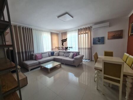 APARTAMENT ME QERA 2+1+ 2 KOPSHTI BOTANIK 80.000 LEKE  FH-78846