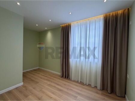 Apartament - Për Shitje - Myslym Shyri, Tiranë 235,000 €