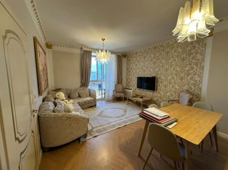 Apartament 1+1 per qira tek Komuna e Parisit.